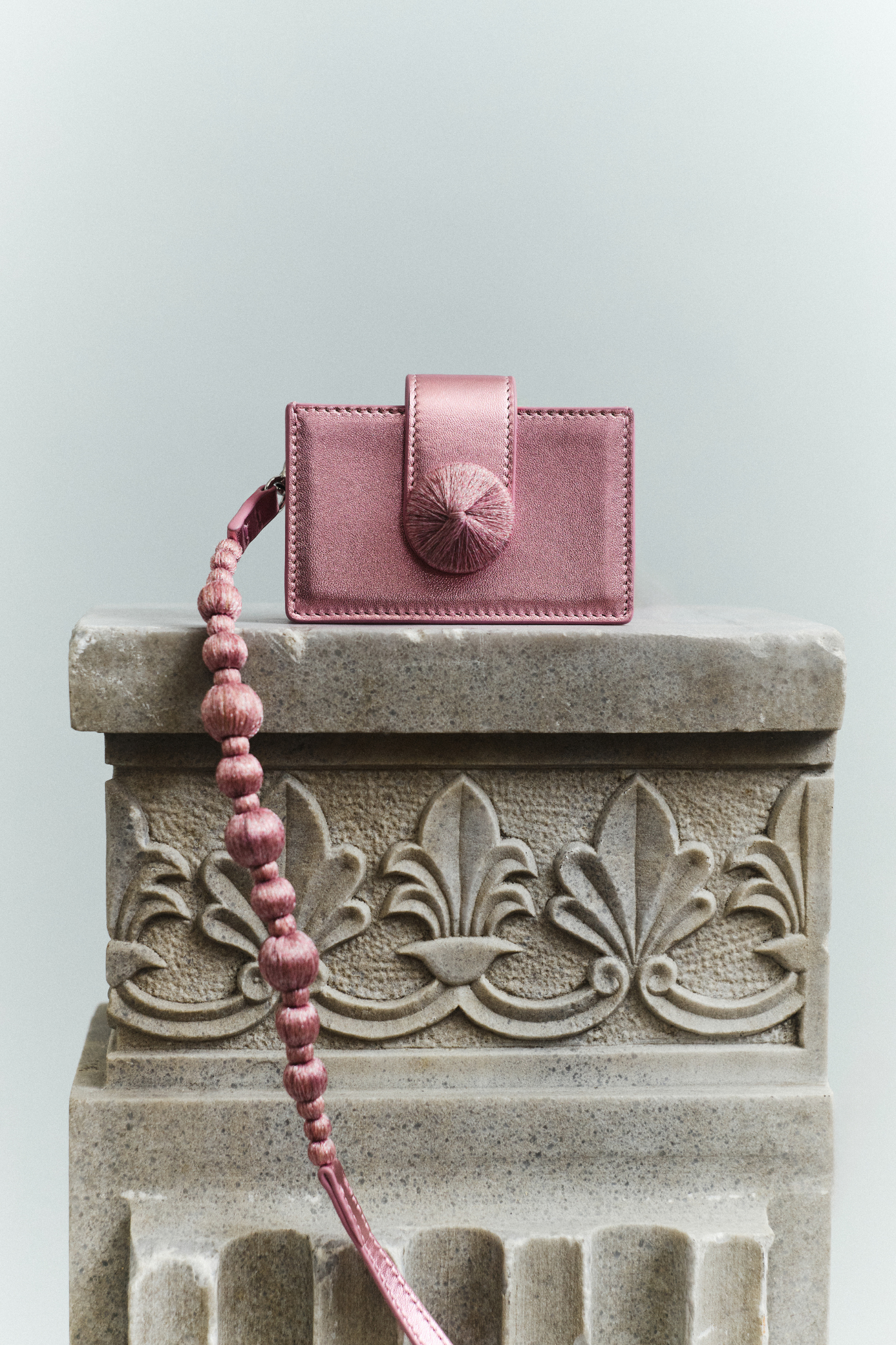 Alessa Metallic Pink Card Holder – serenauziyel US Alessa Metallic Pink Card Holder – serenauziyel US