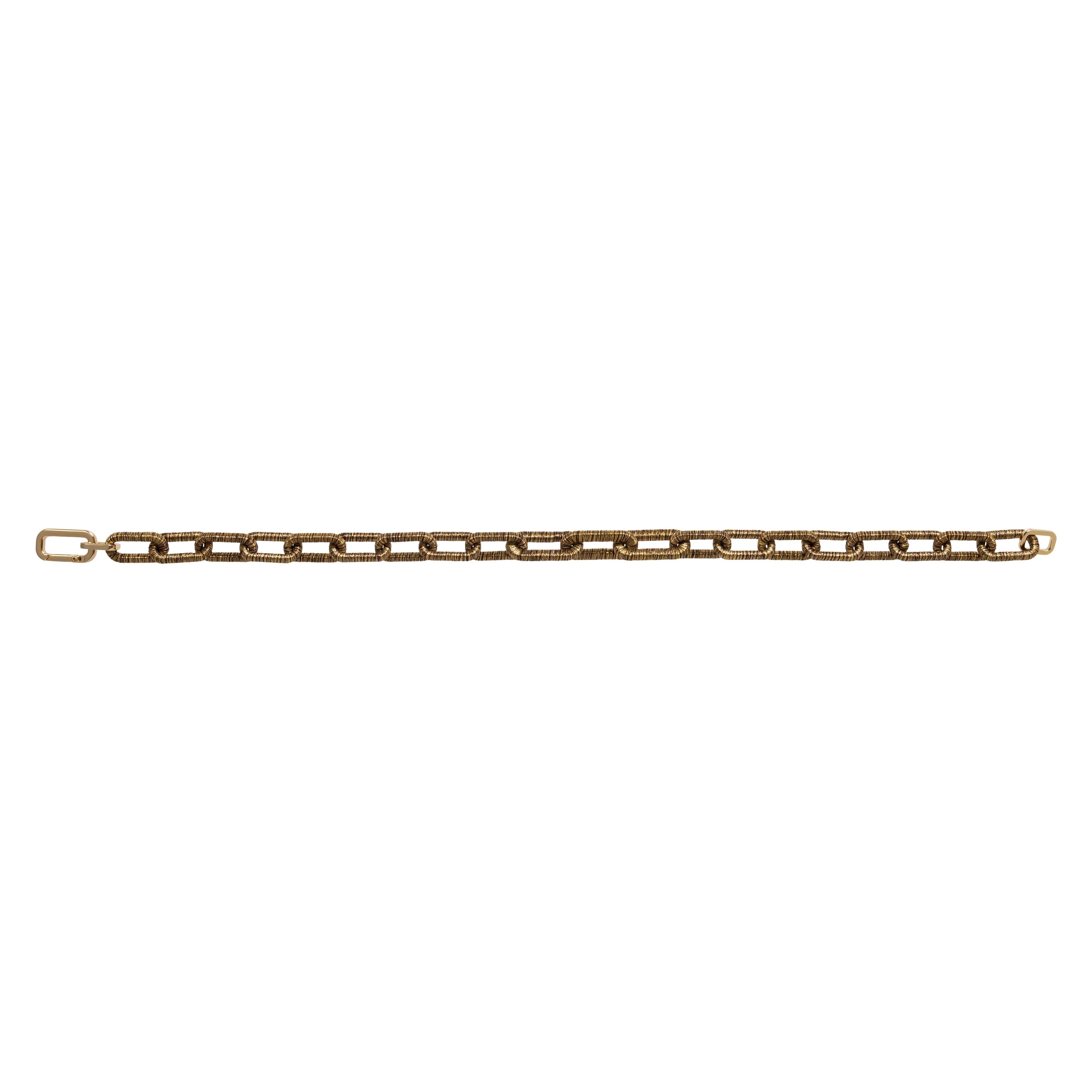 Catena rectangular necklace in antique gold, featuring an elegant chain design for a sophisticated look.